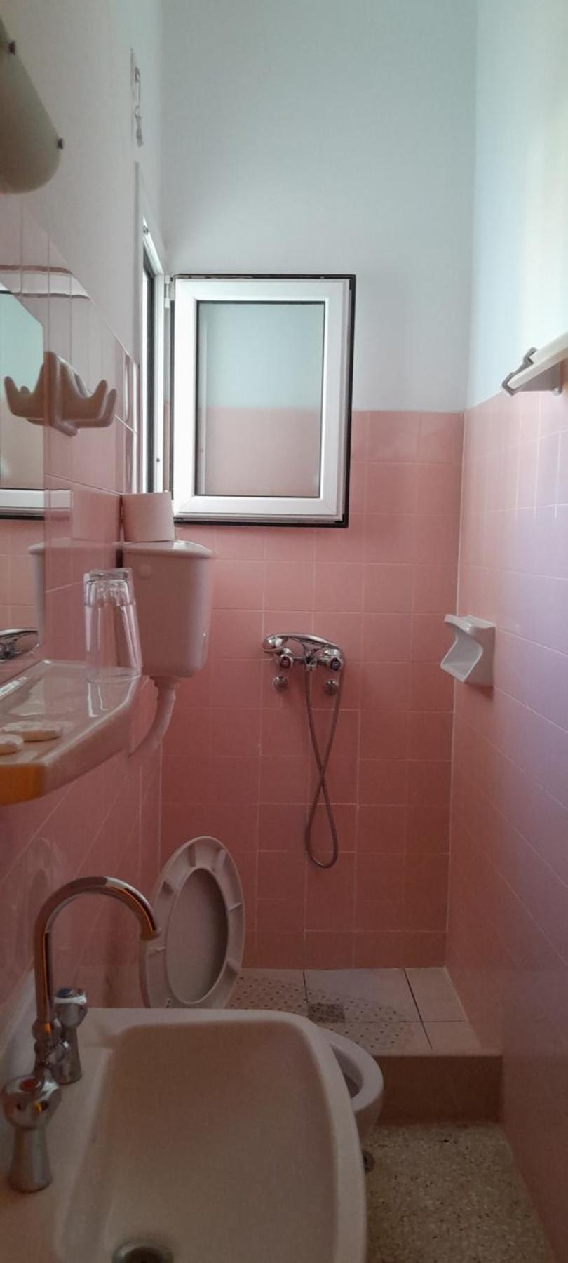 מלון לאוטרה אדיפסאו Ωρεοι מראה חיצוני תמונה